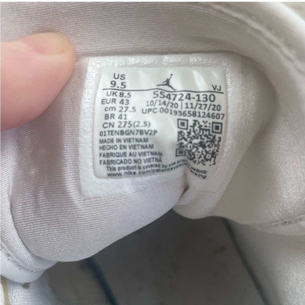 Nike Air Jordan 1 Mid Triple White Men’s Size 9.5 Sneakers - Picture 9 of 9